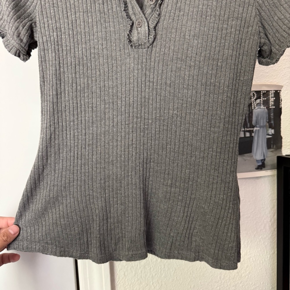 Reformation grey modal spandex rib knit polo popover short sleeve rib ribbed top - Picture 2 of 6